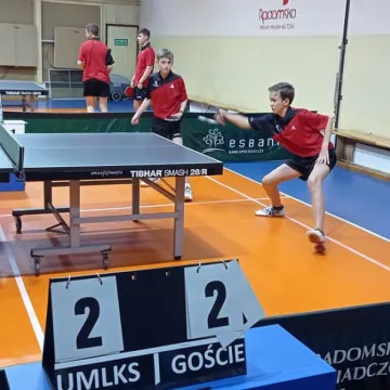 Zmienne szczęście przy tenisowym stole