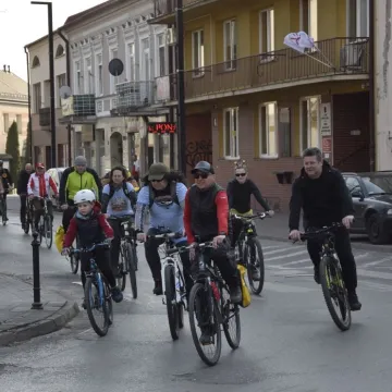 Tradycja na dwóch kółkach. Wiosna przywitana na rowerach