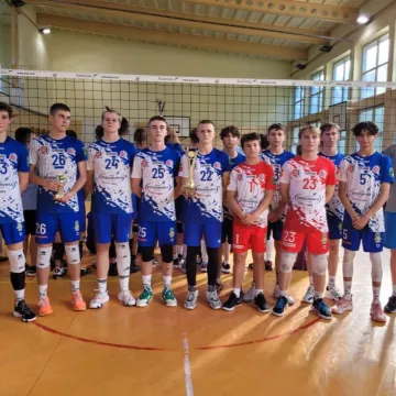 Debiut juniorów Volley Radomsko w spotkaniach o stawkę