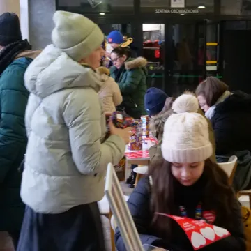 Puszki rozdane, wolontariusze na mieście. Radomsko gra z WOŚP