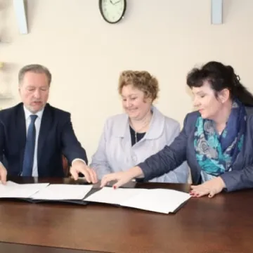 Frigo współpracuje z Drzewniakiem