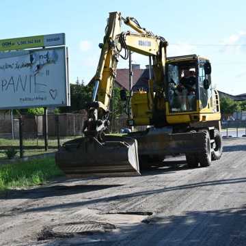 Kolejne prace remontowe na drogach powiatowych