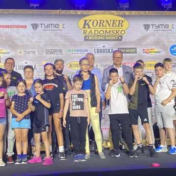 [WIDEO] Ceremonia ważenia zawodników przed galą Korner Radomsko Boxing Night