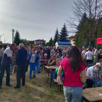 Tłumy na Pikniku Kulinarnym na Bartodziejach w Radomsku