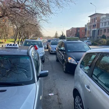 Taksówkarze protestowali. Również w Radomsku