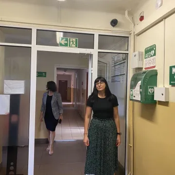 Kilka sekund może uratować życie. Nowe defibrylatory w Radomsku