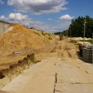 Jak postępują prace na budowie odcinka D autostrady A1?