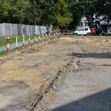 Przy ul. Piastowskiej powstaje parking