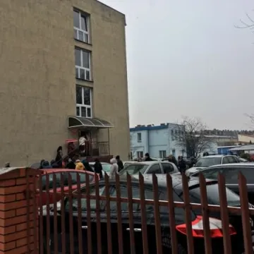 Alarm bombowy w radomszczańskiej skarbówce