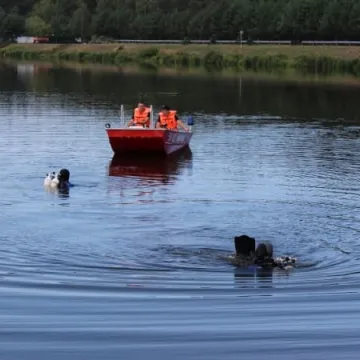 Ćwiczenia wodno-nurkowe strażaków z Radomska