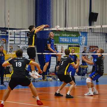 Emocje na parkiecie. METPRIM Volley Radomsko zwycięża ze Skrą II Bełchatów