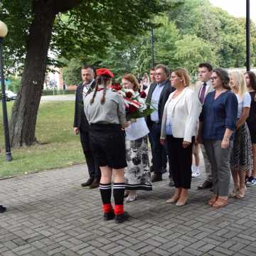 W Radomsku upamiętniono 80. rocznicę wybuchu Powstania Warszawskiego