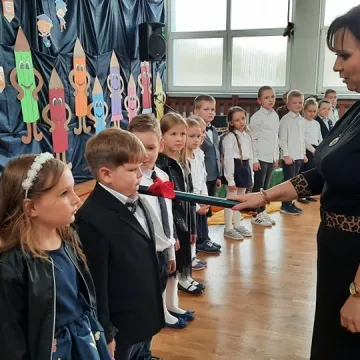Ślubowanie pierwszaków w PSP nr 8 w Radomsku
