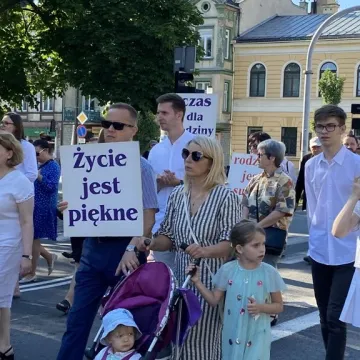Ulicami Radomska przeszedł Marsz dla Życia i Rodziny