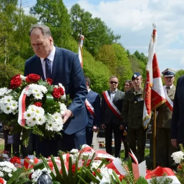 W Bąkowej Górze upamiętniono zamordowanych żołnierzy KWP