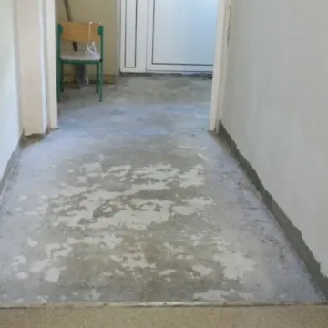 Wakacyjne remonty w szkole w Strzałkowie