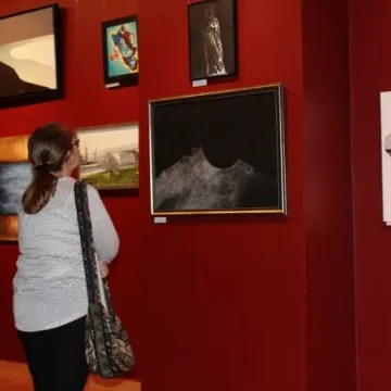 ArtRa. Wystawa radomszczańskich artystów w muzeum