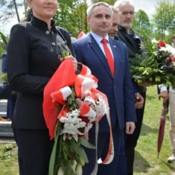 Uroczystości w Bąkowej Górze - oddano hołd Żołnierzom Wyklętym