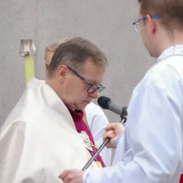 Boże Ciało w Radomsku. Z powodu epidemii procesje wokół kościołów