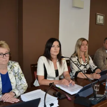 Zarząd Powiatu Radomszczańskiego otrzymał absolutorium