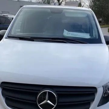 Nowy samochód dla Kamila w Strzałkowie