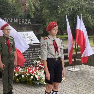 W Radomsku upamiętniono 79. rocznicę wybuchu Powstania Warszawskiego