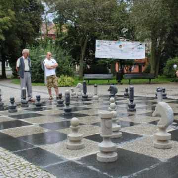  Miłośnikom szachów deszcz nie straszny