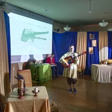 Uczniowie „elektryka” wystawili „Zemstę” Aleksandra Fredry