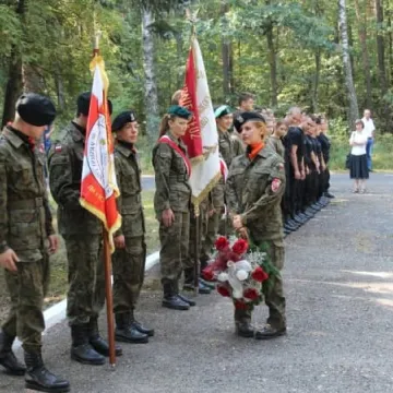 Upamiętnili partyzantów spod Ewiny