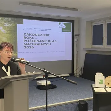 [WIDEO] To był ich dzień. Maturzyści z ZSDiOŚ oficjalnie zakończyli szkołę