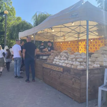 Dni Radomska 2023. Strefa gastro kusi smakołykami