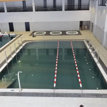 Odbiory techniczne nowego basenu wstrzymane. Ujawniono kilkaset usterek