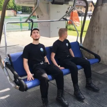 Manewry klas mundurowych z 