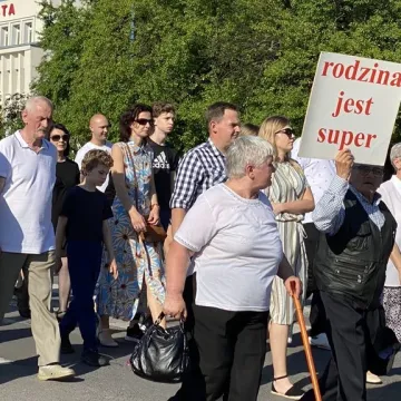 Ulicami Radomska przeszedł Marsz dla Życia i Rodziny