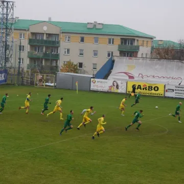 Wicelider pokonany! RKS Radomsko – Świt Nowy Dwór Maz. 4:0