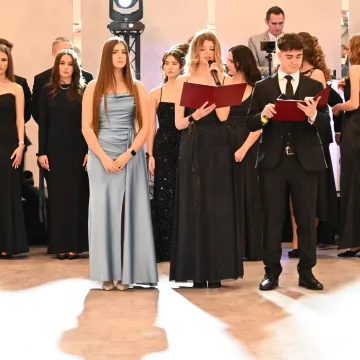 Studniówka maturzystów I LO w Radomsku