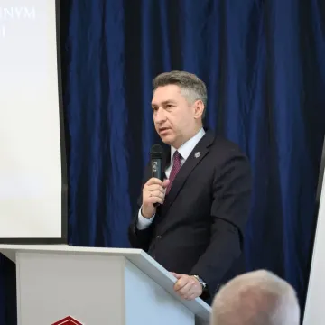 W ZSP nr 1 w Radomsku odsłonięto Dąb Pamięci