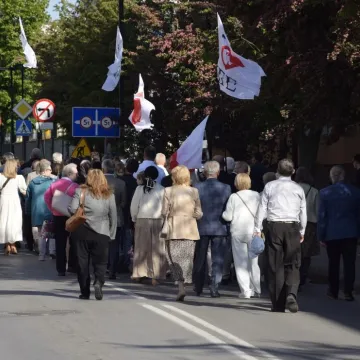 „Życie Łączy”. Mieszkańcy Radomska w Marszu dla Życia i Rodziny