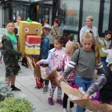 Dzień Smoka: Parada Smoków!