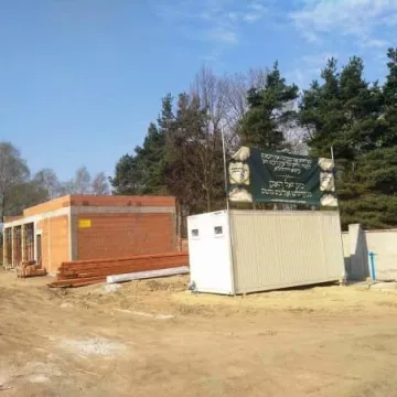 Przy Żydowskim Cmentarzu powstaje centrum pielgrzymkowe