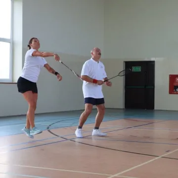 Samorządowcy grali w badmintona