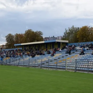 Nareszcie wygrana! RKS Radomsko – Świt Nowy Dwór Maz. 2:1