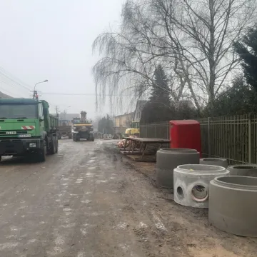 Trwa remont dróg na os. Mickiewicza w Radomsku