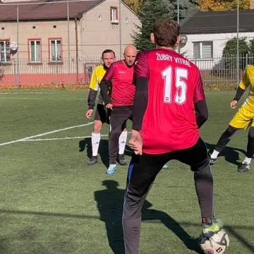 Żubry wygrały Ligę „Szóstek” w Radomsku