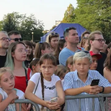 Finał „Letniego Grania” - Roksana Węgiel i Kwiat Jabłoni