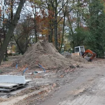 Rewaloryzacja parku Świętojańskiego. Ile już  zrobiono?