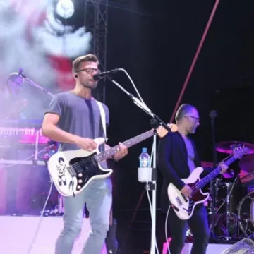 Letnie granie z Happysad