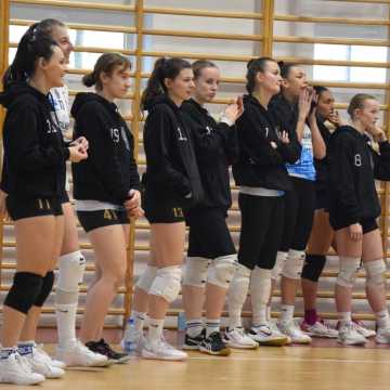 Wygrana po tie-breaku. Volley Radomsko-Volley Opoczno 3:2