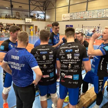 Zacięta walka w Radomsku. METPRIM Volley pokonuje Resursę Łódź po tie-breaku