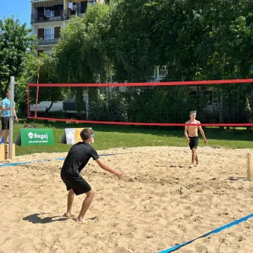 Plażowy sprawdzian młodych siatkarzy z Radomska